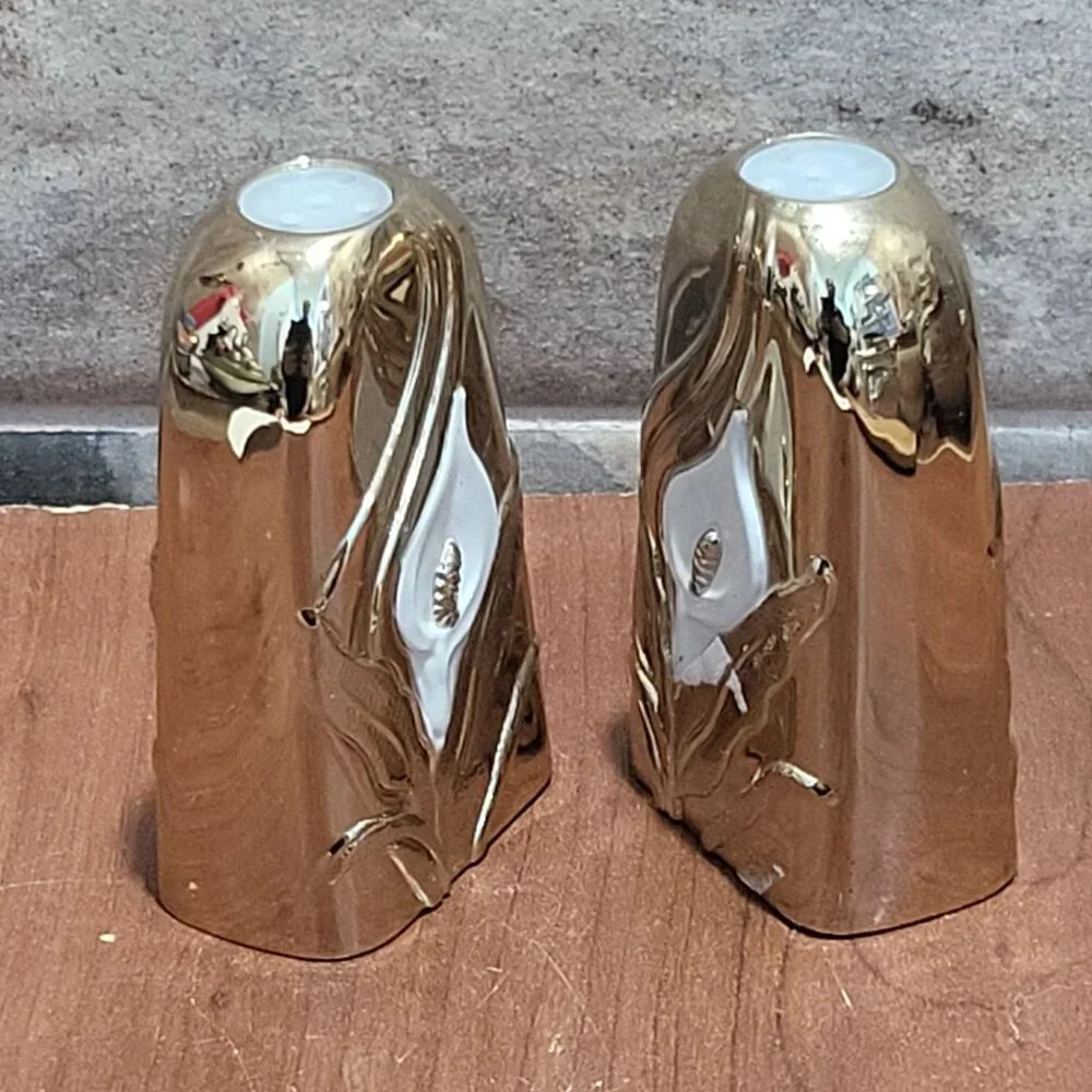 Vintage Japan Goldtone Over Silverplate White Calla Lily Salt Pepper Shaker Set